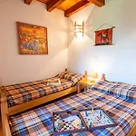 度假居 Aux Combettes 4/6 Personnes Le Buisson (Lozere)