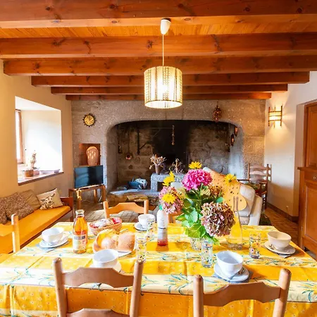 Aux Combettes 4/6 Personnes Ferienhaus