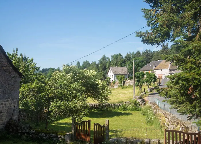 Сasa de vacaciones Aux Combettes 4/6 Personnes Le Buisson (Lozere)